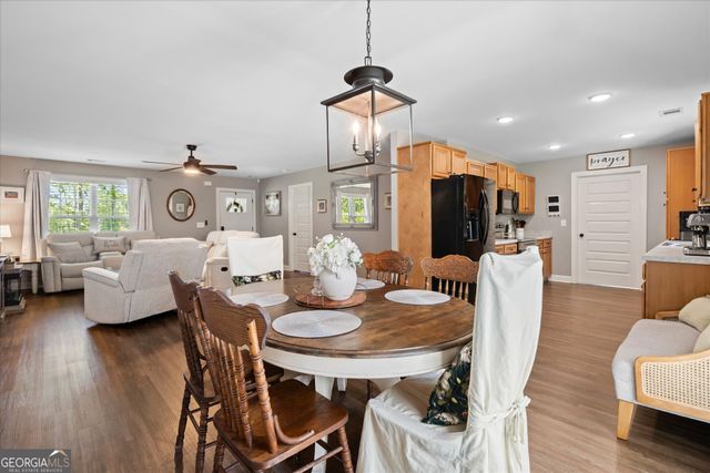 1195 Plowshare Road, Carrollton, GA 30117