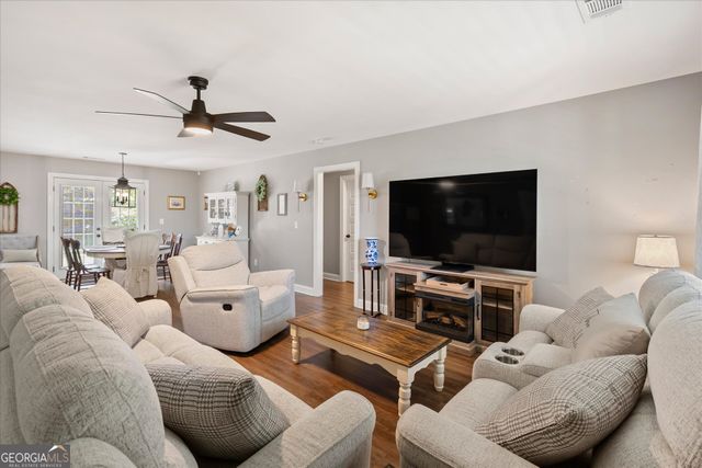 1195 Plowshare Road, Carrollton, GA 30117