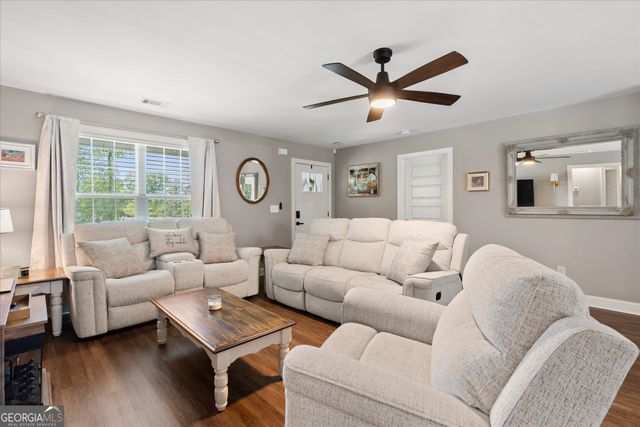 1195 Plowshare Road, Carrollton, GA 30117