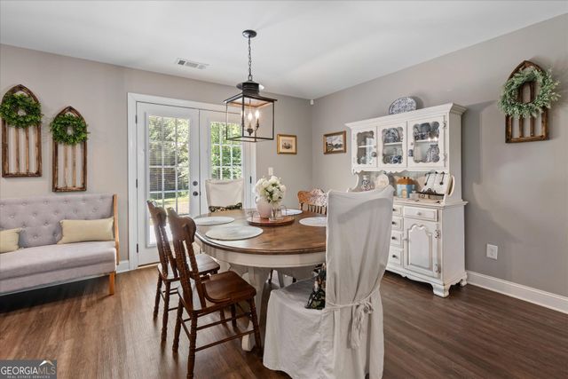 1195 Plowshare Road, Carrollton, GA 30117