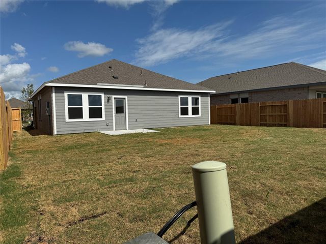 3207 Diamond View Lane, Angleton, TX 77515