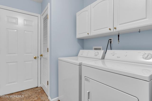 1428 Petunia Way S, Toms River, NJ 08755