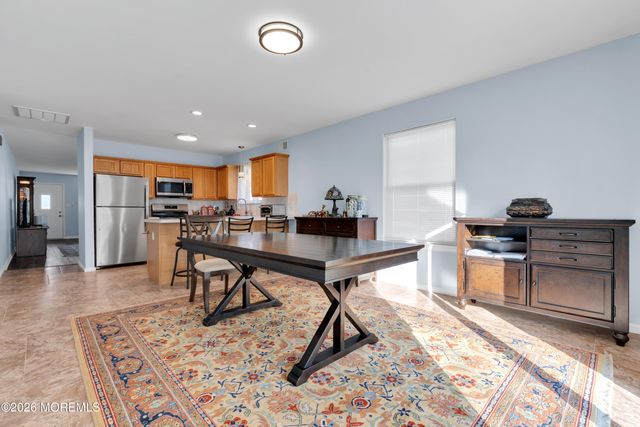 1428 Petunia Way S, Toms River, NJ 08755