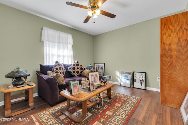 1428 Petunia Way S, Toms River, NJ 08755