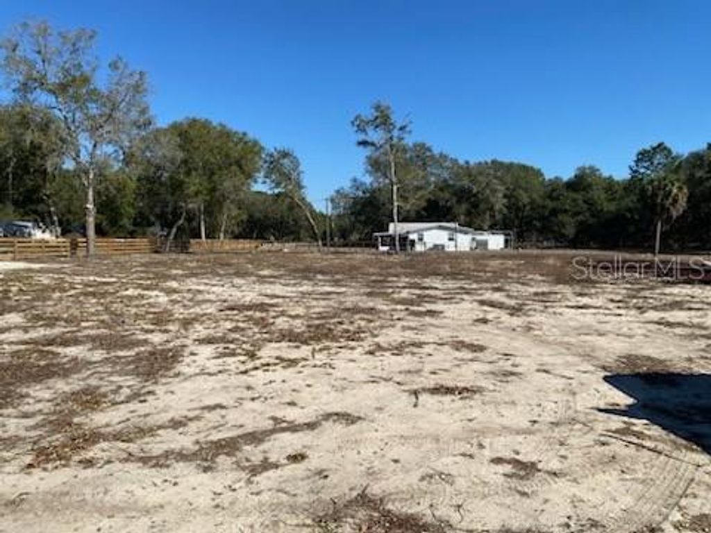 Image 1 of property listing at 16010 SE 65TH STREET ROAD, Ocklawaha, FL 32179