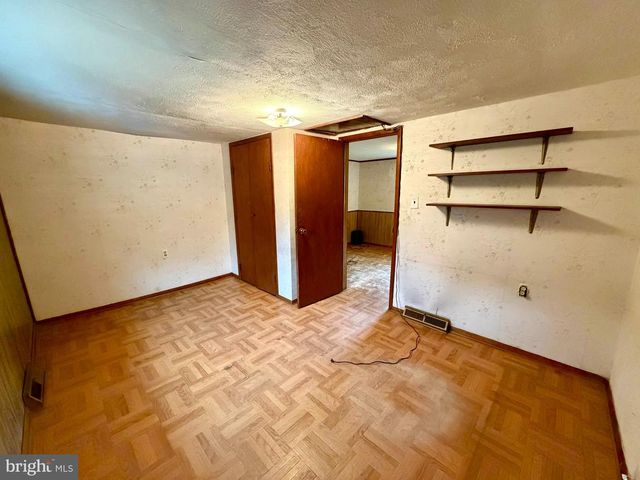 2630 HOBBS RD, Glenwood, MD 21738