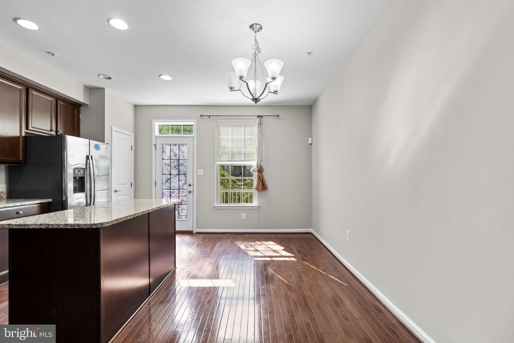 Image 6 of property listing at 7315 OLD CALVARY RD, Hanover, MD 21076