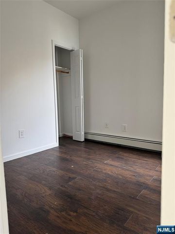 193 Temple Street, Paterson, NJ 07522