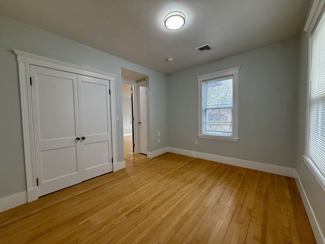 174 Maplewood St 174, Watertown, MA 02472