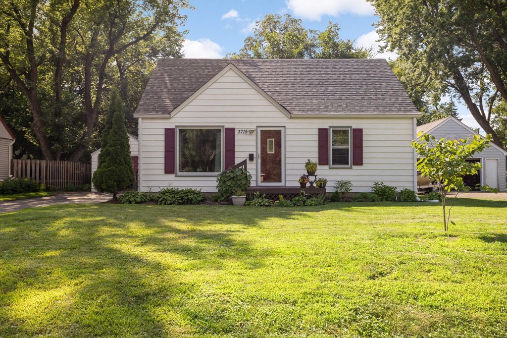 3715 Yates Avenue N, Crystal, MN 55422