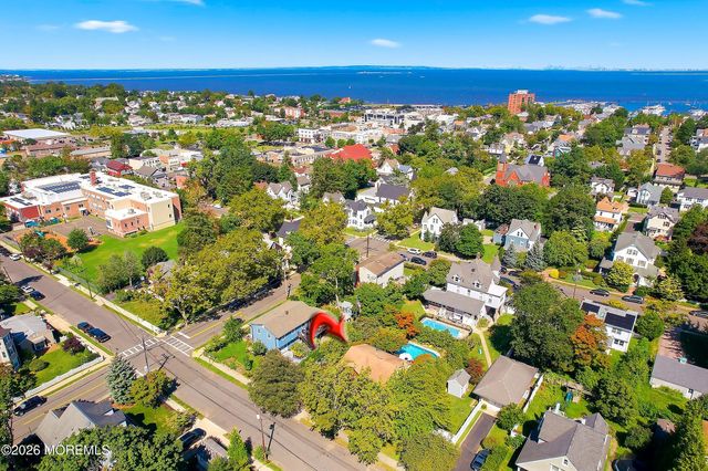 30 E Lincoln Avenue, Atlantic Highlands, NJ 07716