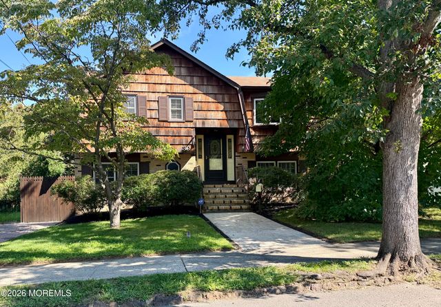 30 E Lincoln Avenue, Atlantic Highlands, NJ 07716