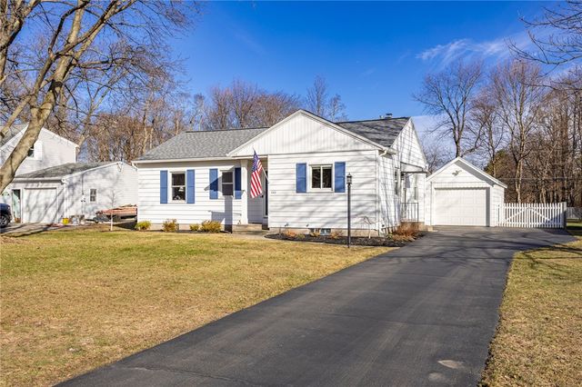 488 Covewood Boulevard, Webster, NY 14580