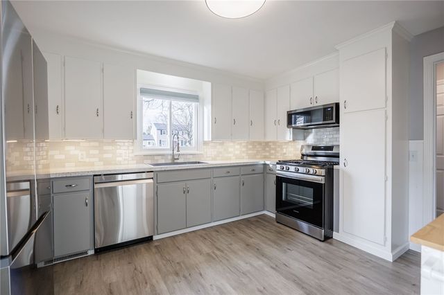 488 Covewood Boulevard, Webster, NY 14580