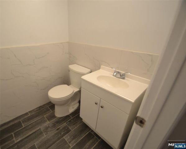 225 Washington Street B, Hoboken, NJ 07030