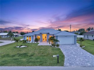 2929 6th PL, Cape Coral, FL 33914