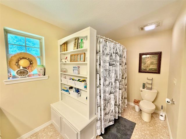 10035 Uphill Lane, Dardanelle, AR 72834