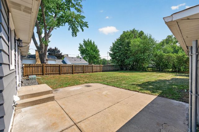 6817 47th Avenue N, Crystal, MN 55428