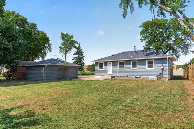 6817 47th Avenue N, Crystal, MN 55428
