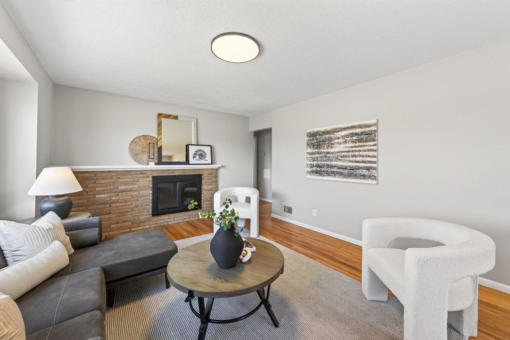 6817 47th Avenue N, Crystal, MN 55428 — photo 3