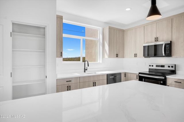 1564 Pinguinos Court, Rio Rico, AZ 85648