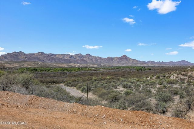 1564 Pinguinos Court, Rio Rico, AZ 85648