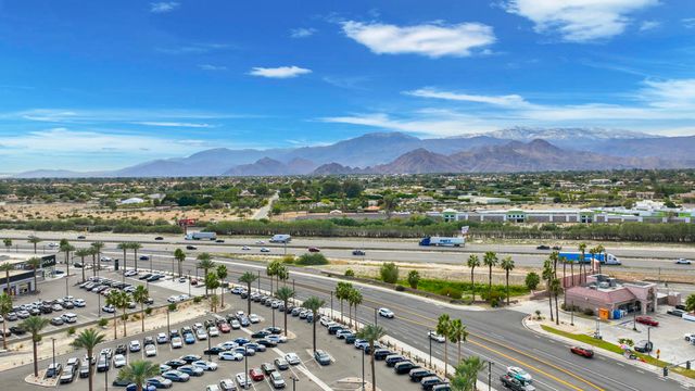 78490 Winsford Circle, Palm Desert, CA 92211