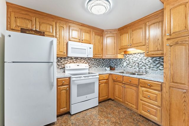 23 Pack Road, Noel, MO 64854