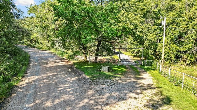 23 Pack Road, Noel, MO 64854