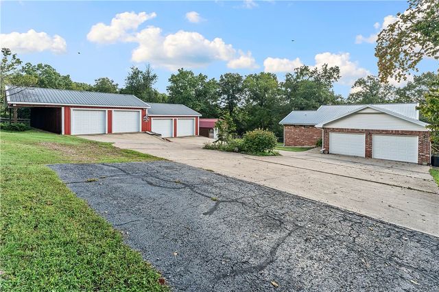 23 Pack Road, Noel, MO 64854