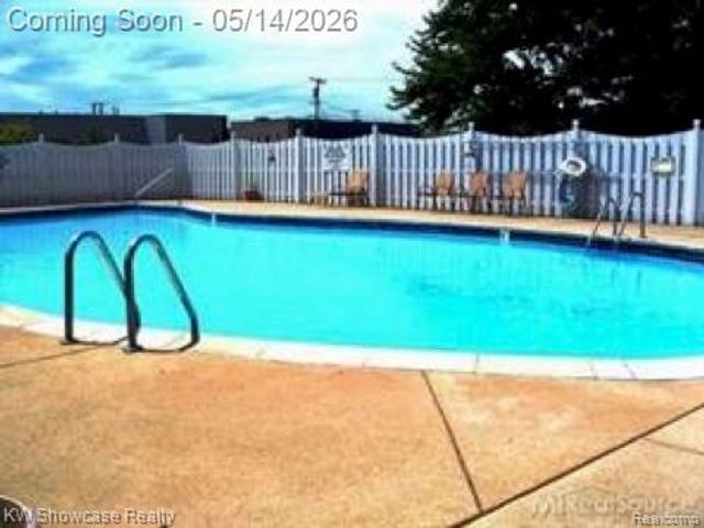 2440 Parmenter Boulevard 211, Royal Oak, MI 48073