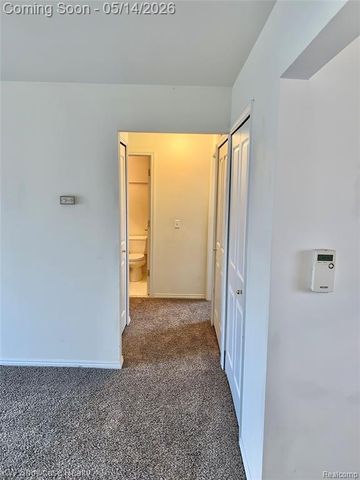 2440 Parmenter Boulevard 211, Royal Oak, MI 48073