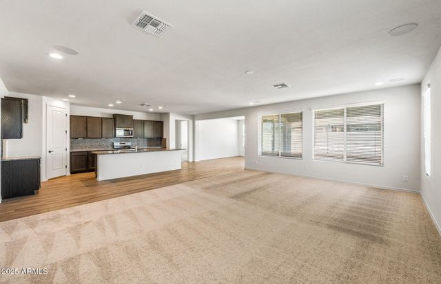 17604 W PASADENA Avenue, Litchfield Park, AZ 85340