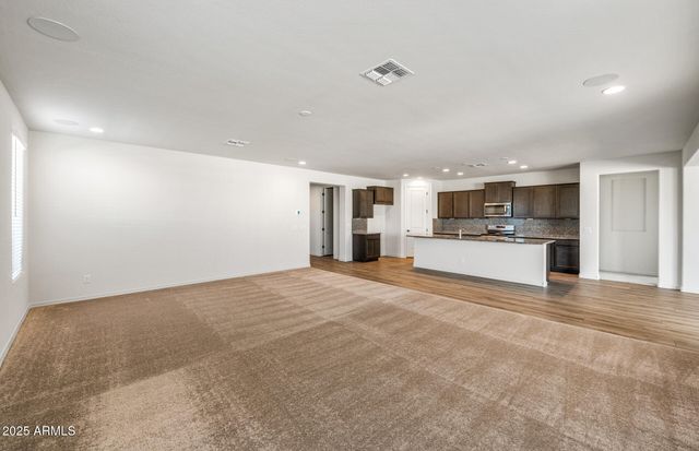 17604 W PASADENA Avenue, Litchfield Park, AZ 85340