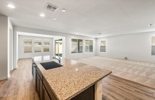 17604 W PASADENA Avenue, Litchfield Park, AZ 85340