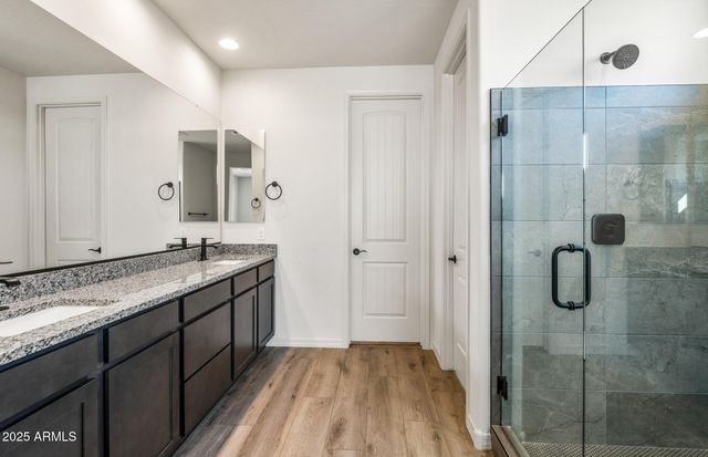 17604 W PASADENA Avenue, Litchfield Park, AZ 85340