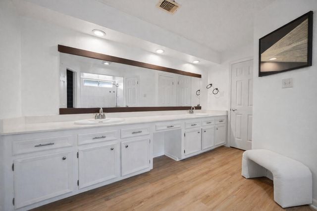 14907 Oak Bluff Court, Houston, TX 77070