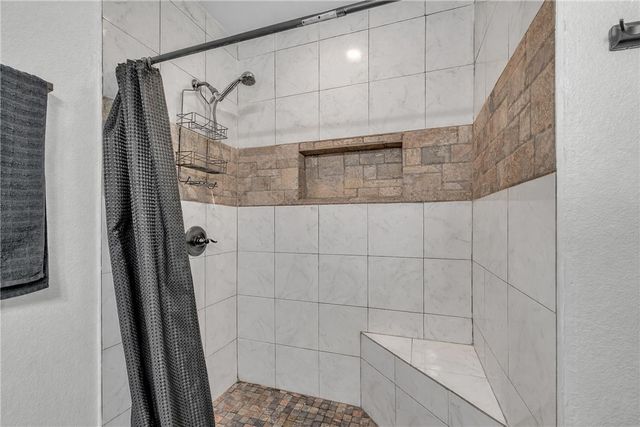 803 Gutensohn Road, Springdale, AR 72762