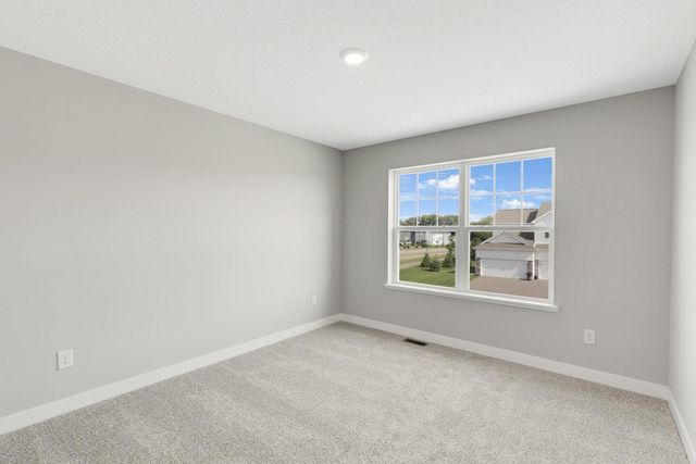 18203 Hideaway Trail, Lakeville, MN 55044