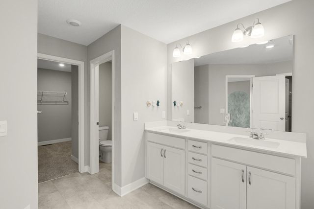 18203 Hideaway Trail, Lakeville, MN 55044