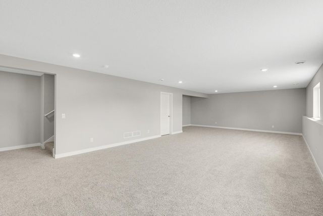 18203 Hideaway Trail, Lakeville, MN 55044