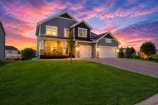 18203 Hideaway Trail, Lakeville, MN 55044