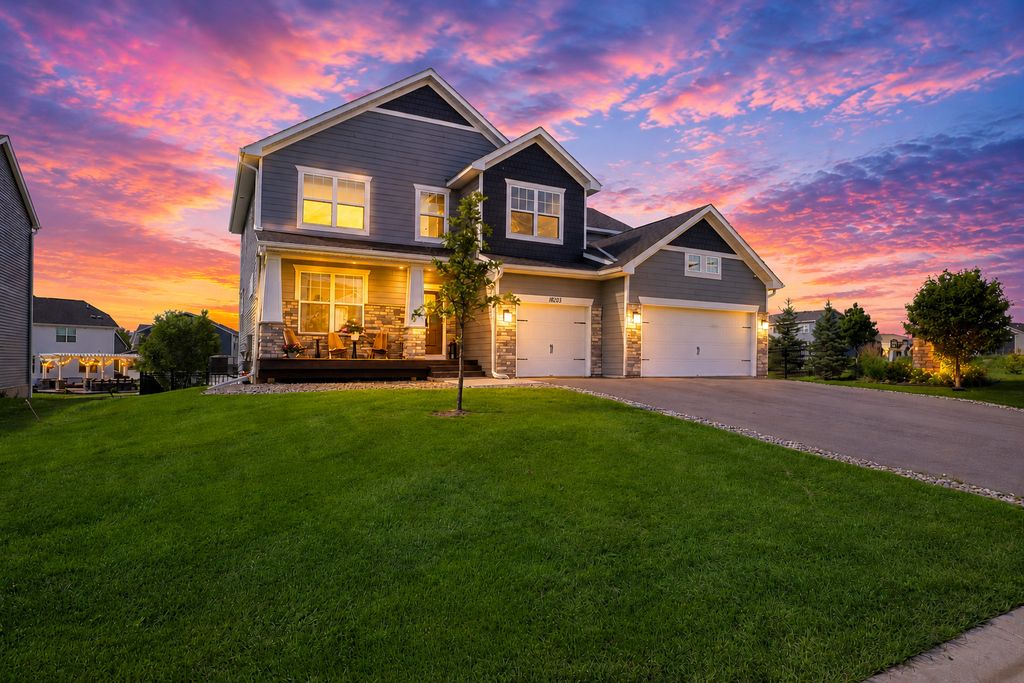 18203 Hideaway Trail, Lakeville, MN 55044