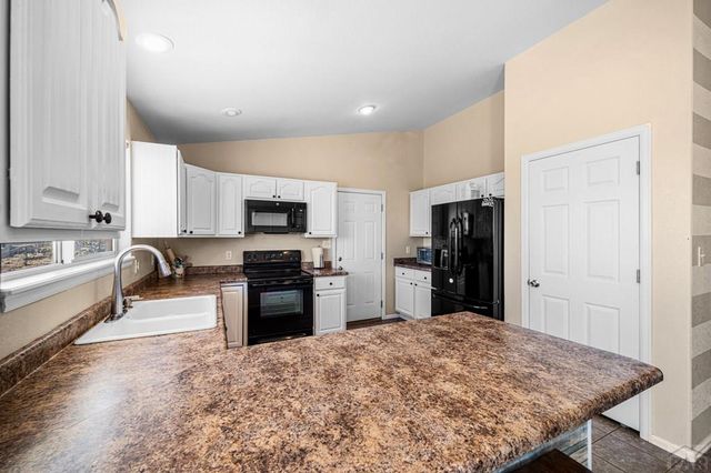 1337 E Kiva Dr, Pueblo West, CO 81007