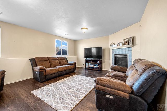 1337 E Kiva Dr, Pueblo West, CO 81007