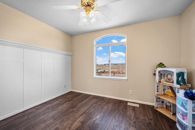 1337 E Kiva Dr, Pueblo West, CO 81007