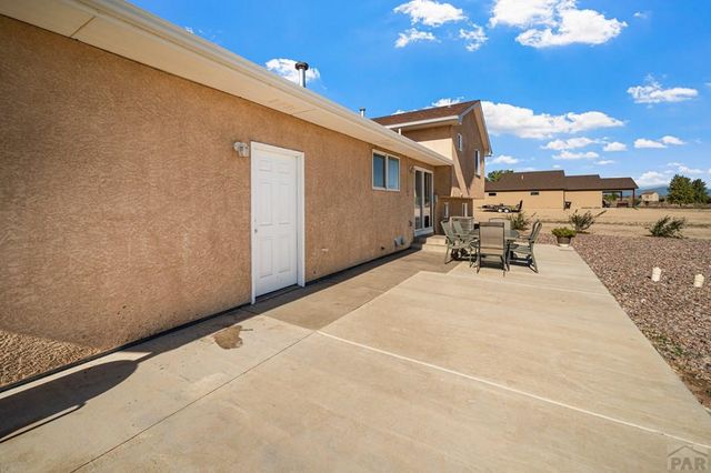 1337 E Kiva Dr, Pueblo West, CO 81007