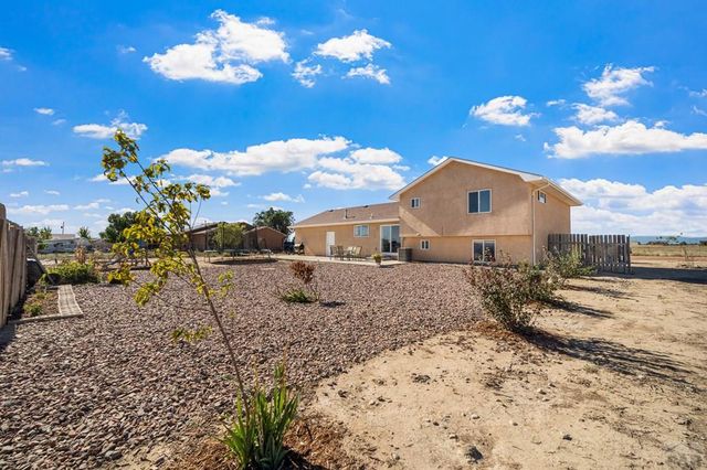 1337 E Kiva Dr, Pueblo West, CO 81007