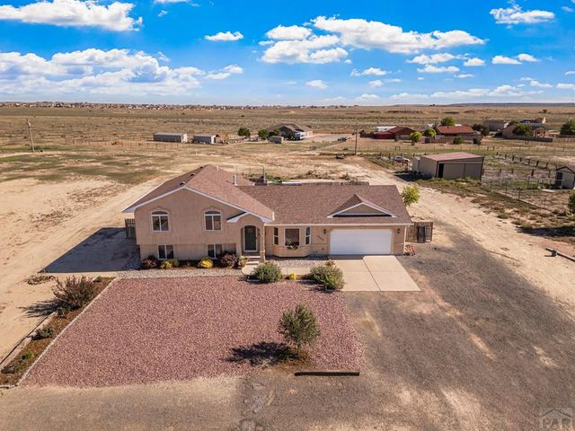 1337 E Kiva Dr, Pueblo West, CO 81007