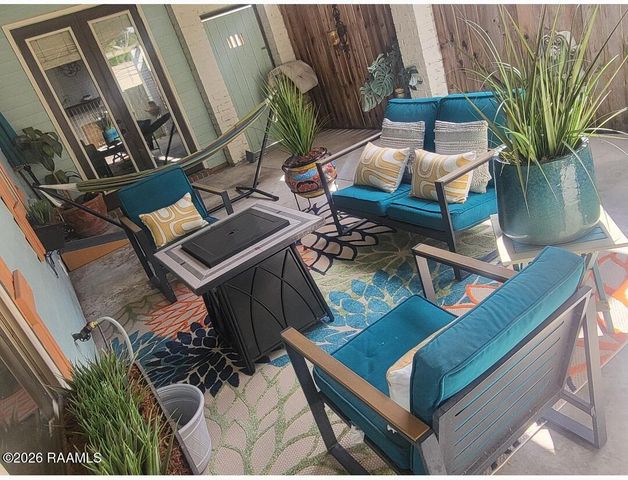 303 Summerland Key Lane, Lafayette, LA 70508